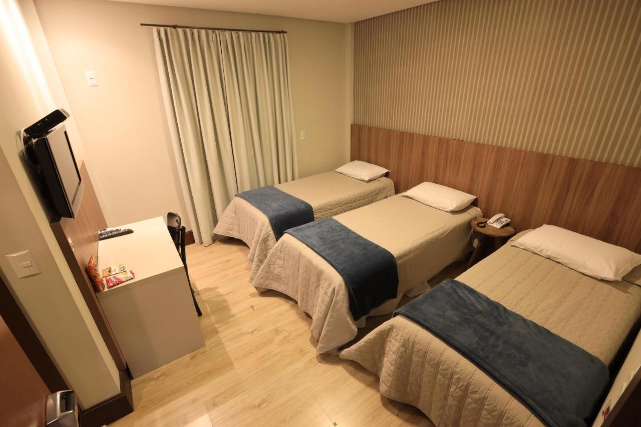 Bormon Hotel Нова Венеза Екстериор снимка