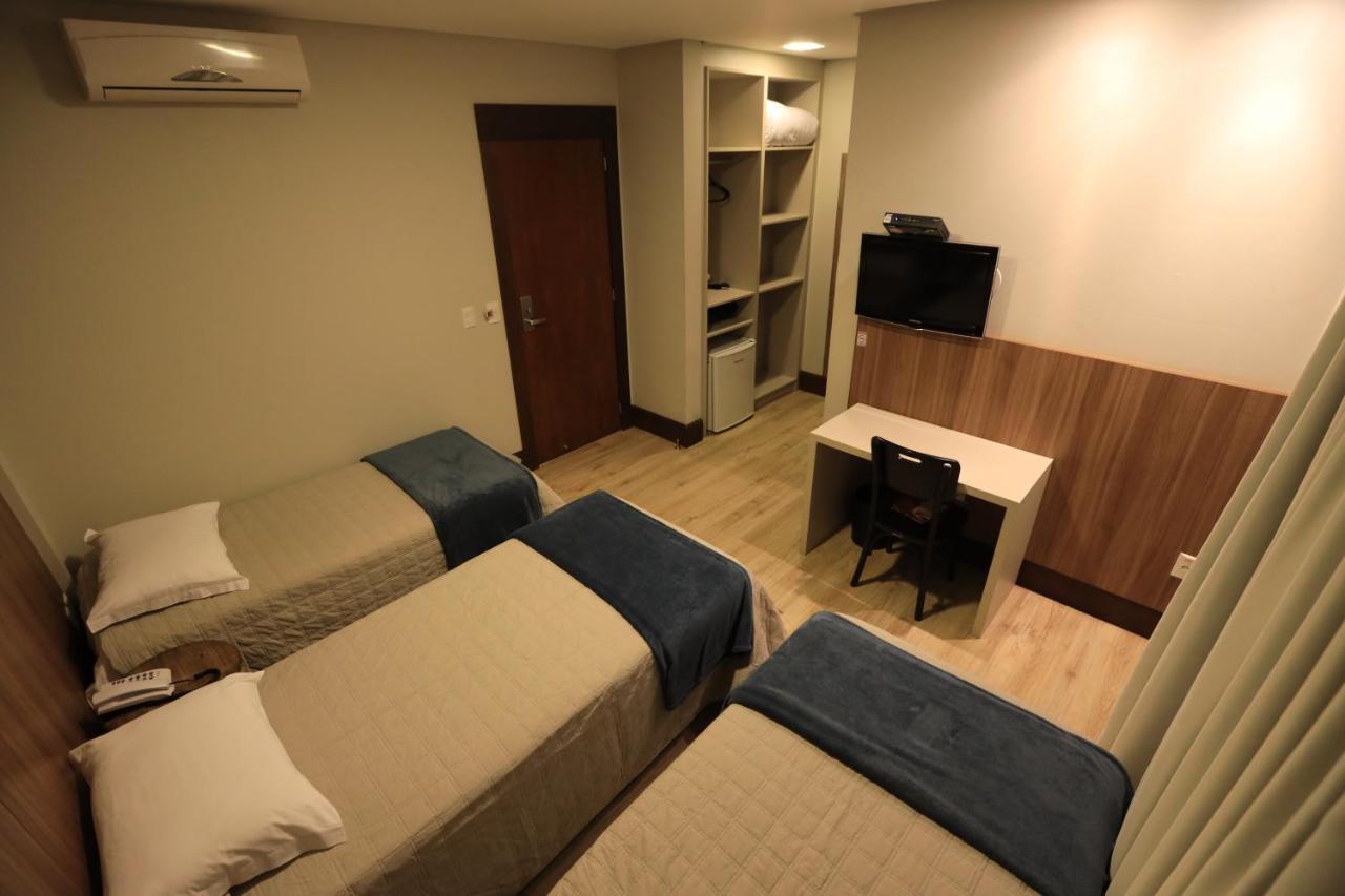 Bormon Hotel Нова Венеза Екстериор снимка