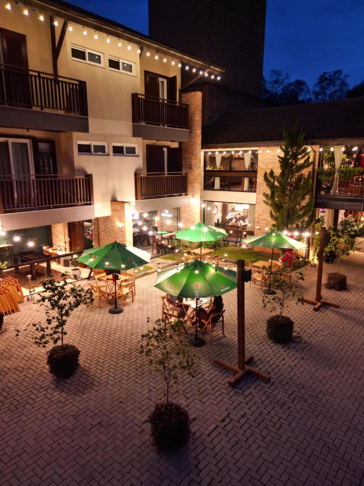 Bormon Hotel Нова Венеза Екстериор снимка